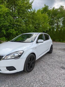 Kia Ceed 1.4 CVVT, Benzín ,127 000km, Kupované na SK - 3
