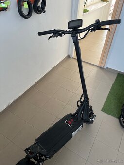 Predám Elektrickú kolobezku Vsett 10 Apex 25,6Ah - 3