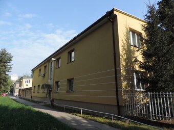 Na prenájom Komerčné priestory - Považská Bystrica - 3