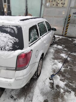 Opel Astra combi 1.9 88kw rok - 3