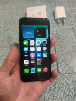 Apple iphone SE 2020 64GB Black - 3