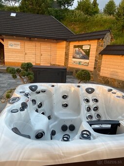 Záhradná vírivka MasterSpas® LSX 700 – 214x214x97 cm - 3