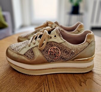 GUESS SNEAKERSY DEALY FL5DLY FAL12 ZLATÁ - LEN ZA 50 € - 3