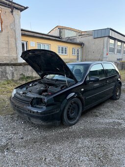 Rozpredám Golf IV 4-motion 2.0 85kw na náhradné diely - 3