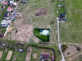 EXKLUZÍVNE-STAVEBNÝ POZEMOK, DOLNÁ TIŽINA, VÝMERA 912m2 - 3