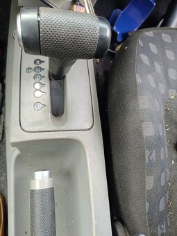 Vw New Beetle automat 2,0 8v benzin - 3