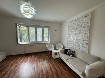 na prenájom priestranný 2 izb byt Bratislava-Staré Mesto - 3