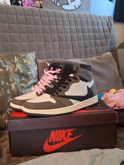 Jordan 1 travis scott - 3
