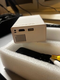Mini LED projektor – nový, iba raz zapnutý - 3