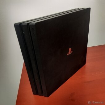 Sony PlayStation 4 Pro 1TB, kompletný set - 3