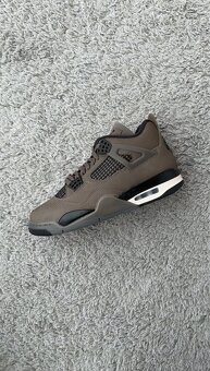 Air Jordan 4 Retro Cave Stone - 3