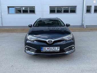 Toyota Auris 2016, 1.6i, automat - 3