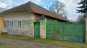Predaj stavebný pozemok  v obci Veľký Cetín,  okres Nitra (1 - 3
