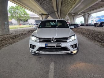 Touareg 4,2TDI 250kw R-LINE - 3