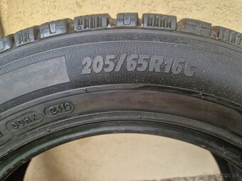 Predám Michelin agilis 205/65r16C - 3