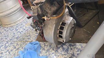 2 taktný benzínový motor 1 valec - 3