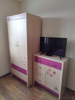 Dievčenská izba - nábytok - 3