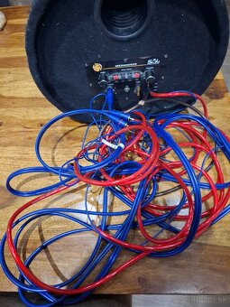 AKTIVNY SUBWOOFER 250 W - 3