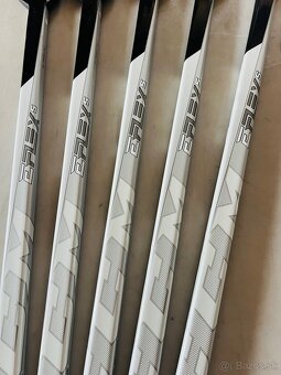 Predám brankárske hokejky CCM Eflex 5 SR nové - 3