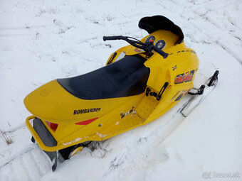 detský snežný skúter Ski-Doo MiniZ 120 - 3