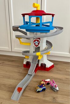 Centrála Paw Patrol a tri vozidlá - 3