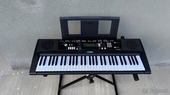 Yamaha EZ 220 + stojan - 3