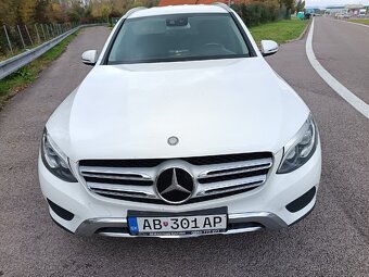 Predám Mercedes Benz glc 220d 4- matic - 3