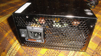 Predám tieto dva zdroje 550W v Bratislave a okolí - 3