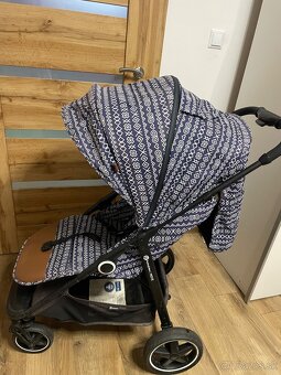 Športový kočík Petite&Mars MOVE - 3