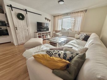 Rodinný dom s 2 bytovými jednotkami - 3