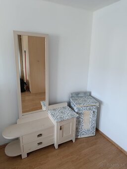 Nocny stolik, zrkadlo, starozitne - 3