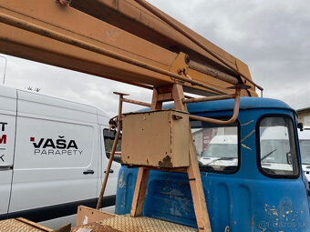 Avia plošina 16m - 3