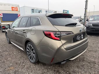 Toyota Corolla Combi 2.0 HEV Executive 1.Majiteľ ,SR, komple - 3