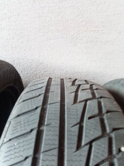 225/55R17 - 3