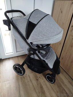 Predám športový kočík Britax römer - 3