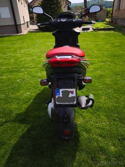 Piaggio - 3