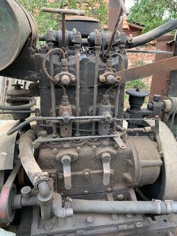 Traktor s motorom stabilak vlecka - 3