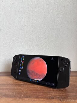 Lenovo Legion Go - 3
