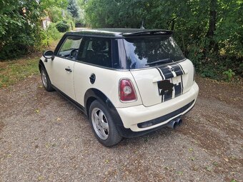Mini Cooper 1,6i AUTOMAT, motor Dymi - 3