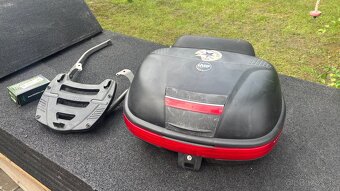 Kufor na moto - 3