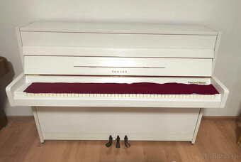 Klavír Yamaha - 3