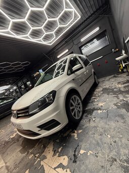 Volkswagen Caddy 2.0 TDi - 3
