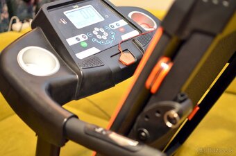 Bežecký pás HRS T-280 (2,5 HP, 42x115cm, do 120kg) - 3