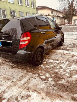 Mercedes A 180 - 3
