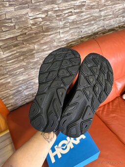 Hoka Clifton 9 - 3