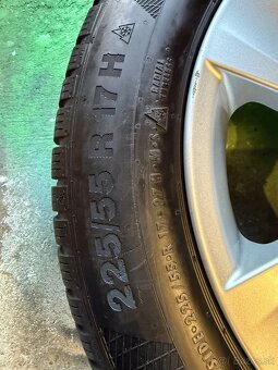 Continental 225/55 R17 s original diskami BMW - 3