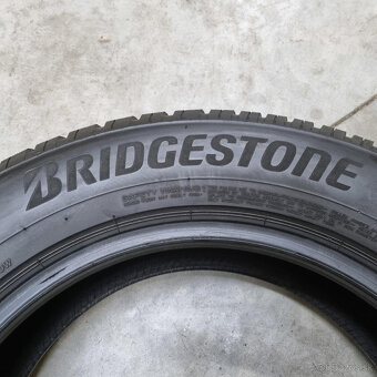 Zimné pneumatiky 215/65 R17 BRIDGESTONE DOT2421 - 3