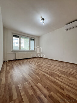 Príjemný 1- izbový byt 38 m2 + loggia - 3