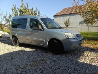 Predám Citroen berlingo 1,6tdi - 3