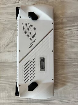 Asus ROG Ally Z1 Extreme - 3